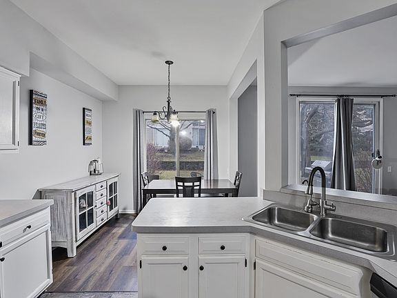 5th image of 1627 Spaulding Rd