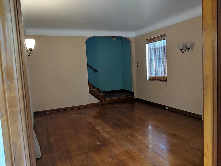 20696 Washtenaw St — Photo 2