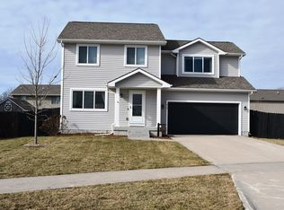 412 Cleveland Ave SE, Bondurant, IA 50035