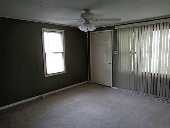 2nd image of 605 Wyatt Ave