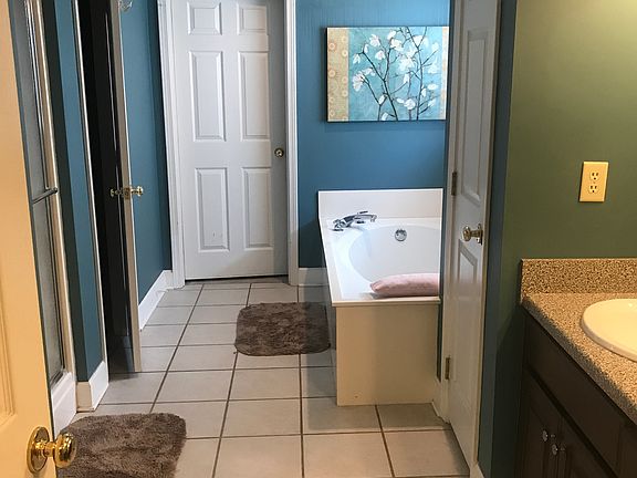 2nd image of 5023 Carroll St