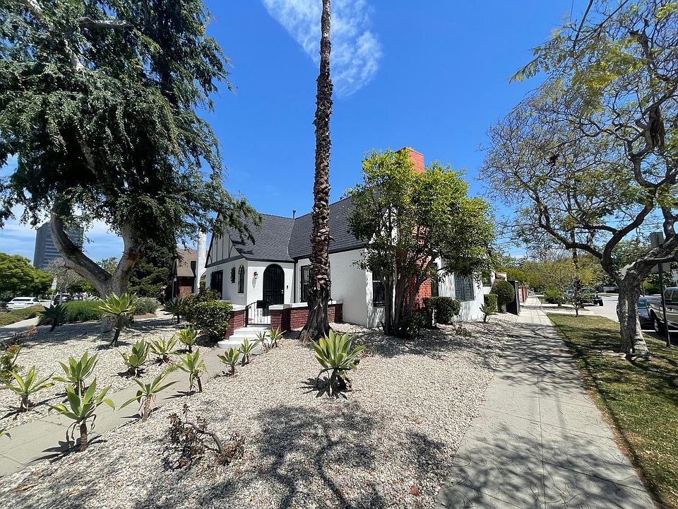 1st image of 854 S Cochran Ave