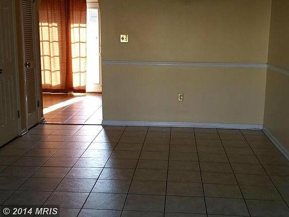 4th image of 3172 Westdale Ct
