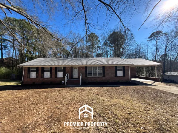 634 Broken Bow Cir, Birmingham, AL 35214