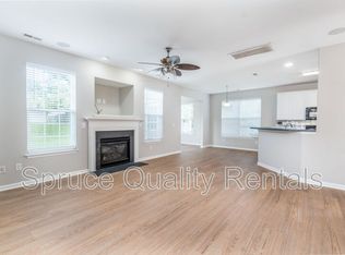 1211 Olympic Dr, Mebane, NC 27302