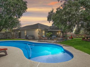 978 Sweetwood Ct, Orange Park, FL 32065