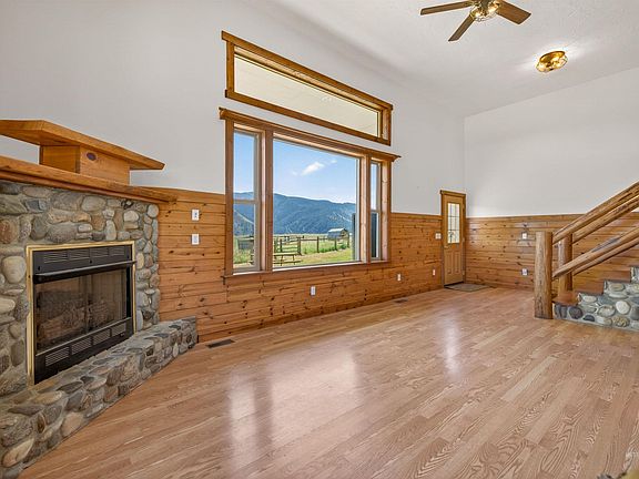 5th image of 634 Elk Haven Cir