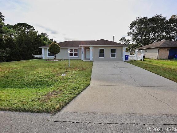 2nd image of 2232 Travelers Palm Dr