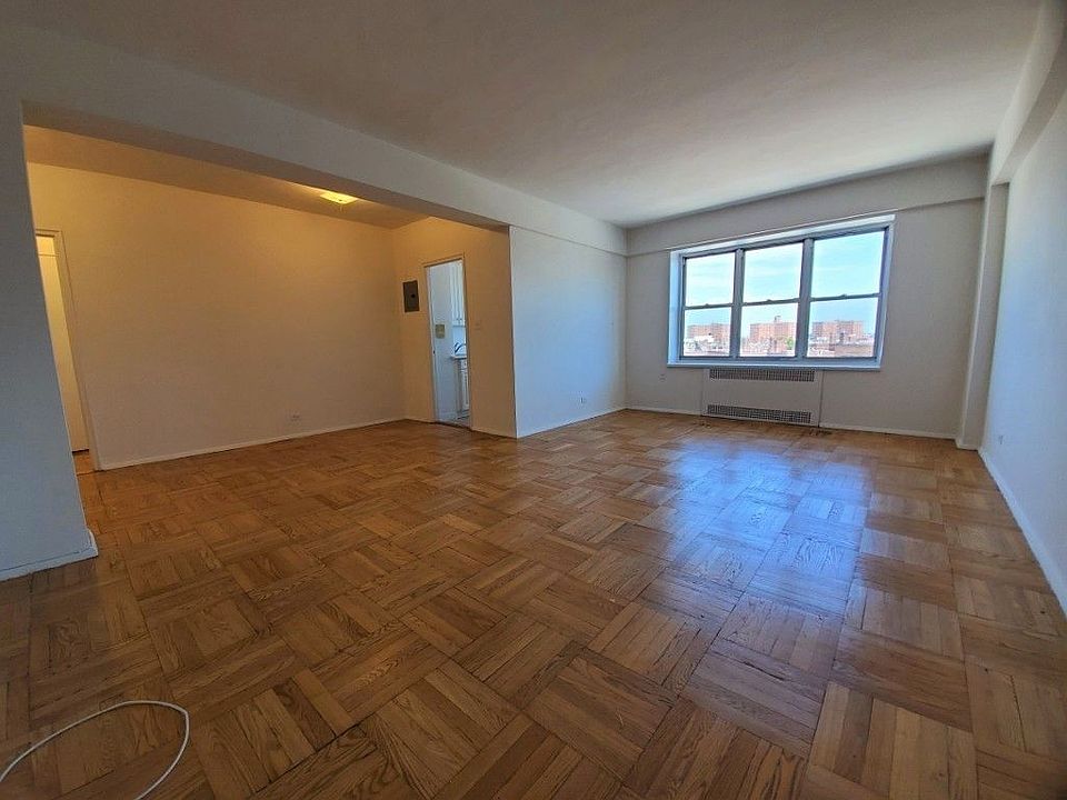 1st image of 65-61 Saunders St #H8