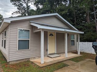 8530 Laredo St, Navarre, FL 32566