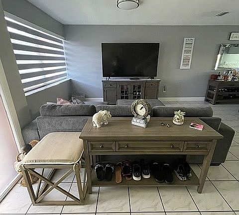 4th image of 10908 NW 7th St #402