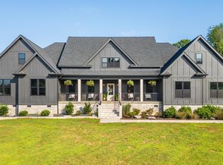 13035 Susan Ln, Soddy Daisy, TN 37379