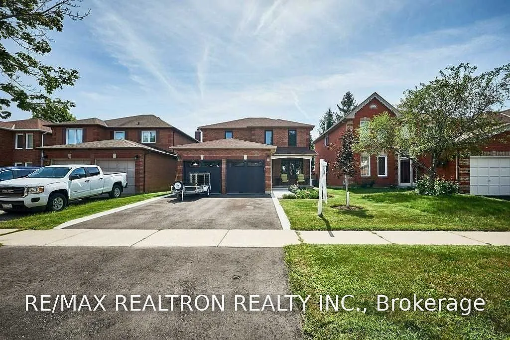 3 bed, $2,799 — Photo 2