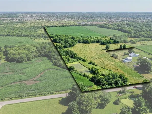 Gore Rd, Raymore, MO 64083