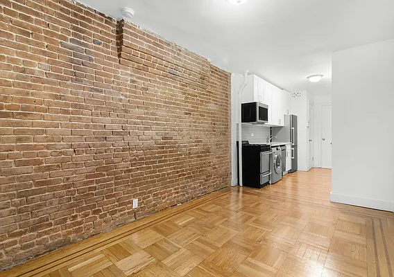 Rented by PREX Realty Corp | media 15