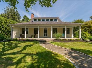 97 Highland Ave, Barrington, RI 02806