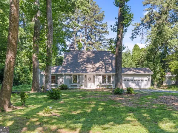 2545 Jewell Dr, Marietta, GA 30066