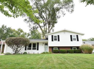 361 N Silverleaf Blvd, Carol Stream, IL 60188