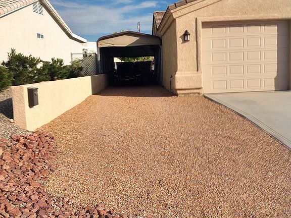 3rd image of 1766 Papago Dr