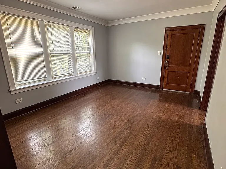 6800 S Rockwell St #2R — Photo 9