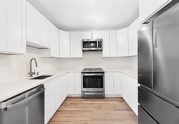 2nd image of 101 E 116th St APT 6C