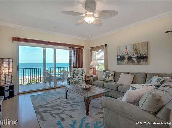 Welcome to this bright, airy, well-furnished ocean-view cond