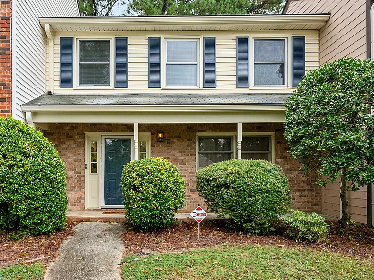 Bell Dr SE — Photo 15