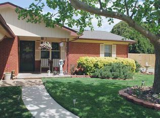 2220 Karl Dr, Guthrie, OK 73044