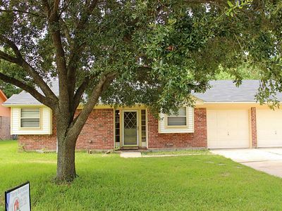 914 Overland St, Stafford, TX, 77477