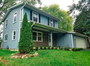 316 Hazelwood Dr, Antioch, IL 60002