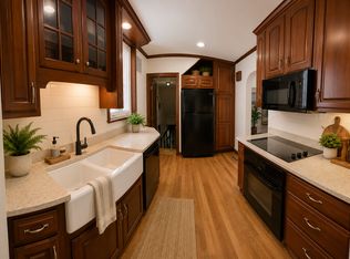424 Pennsylvania Ave, Rochester, PA 15074
