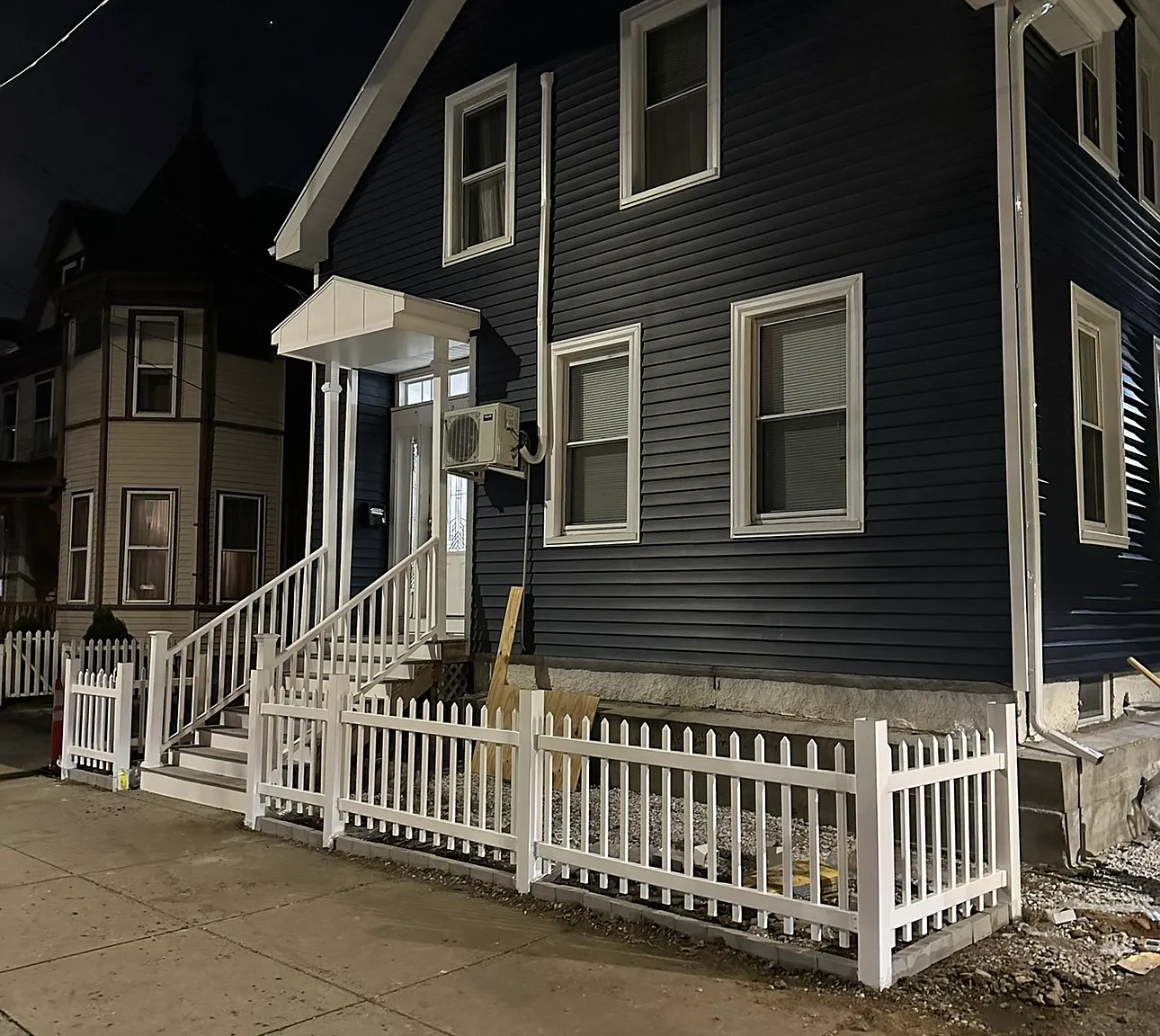 242 Essex St — Photo 1