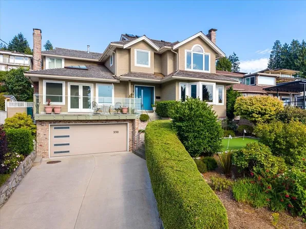 990 Leyland St, West Vancouver, BC V7T 2L4