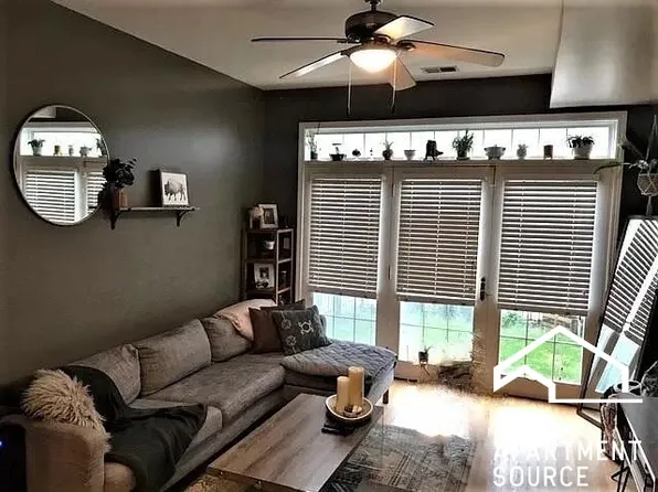 1627 W Grand Ave #1, Chicago, IL 60622