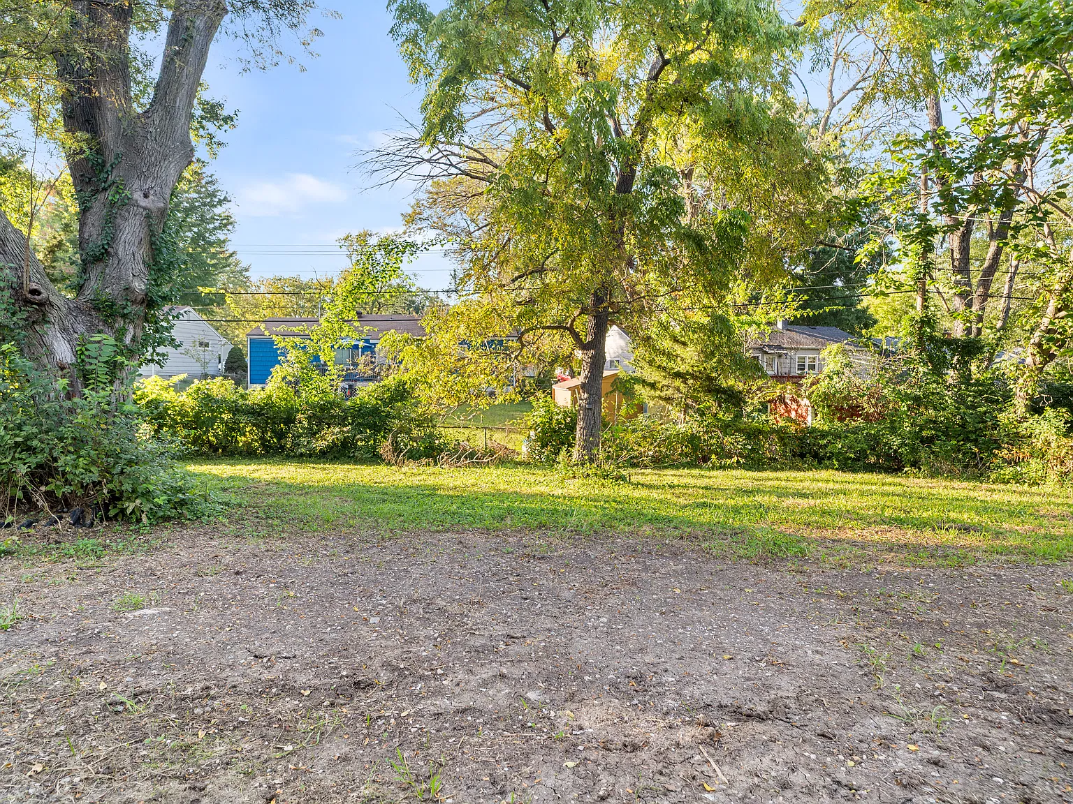 3 bed, 960 sqft, $2,530 — Photo 3