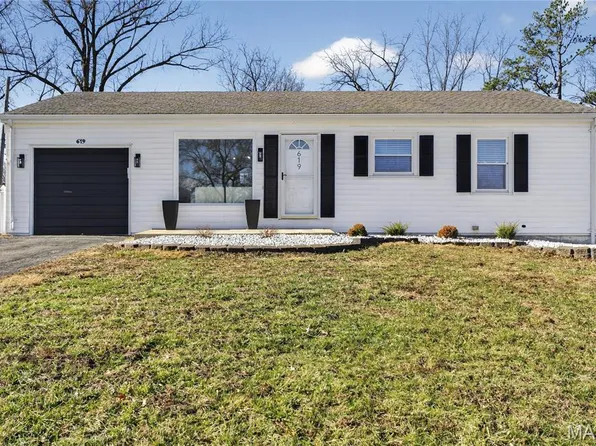 619 Marcel Dr, Ballwin, MO 63011