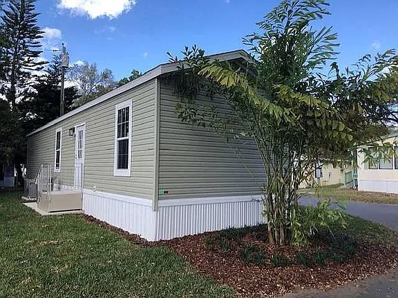 2nd image of 2901 Backiel Dr