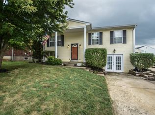 12437 Somerset Dr, Louisville, KY 40229