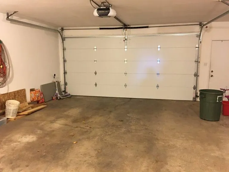 824 W Aaron Dr — Photo 35