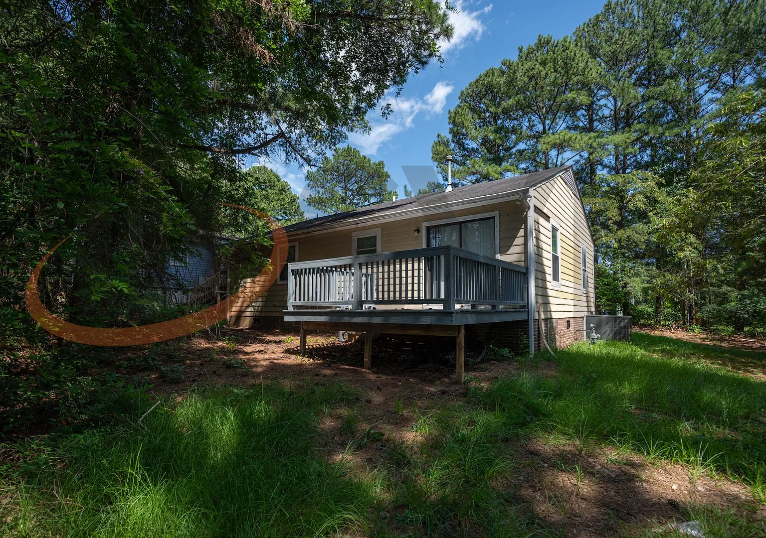 Updated 3BR, 2BA Durham Rental with Front Porch & Deck — Photo 2