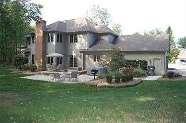 2nd image of 3205 Linden Pl