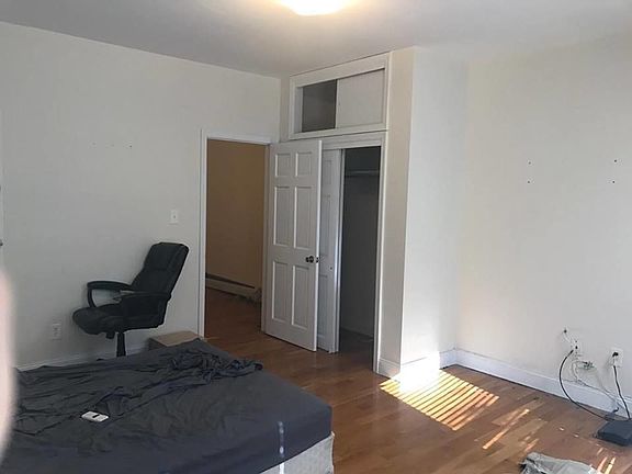 2nd image of 2203 Astoria Blvd Ste 2