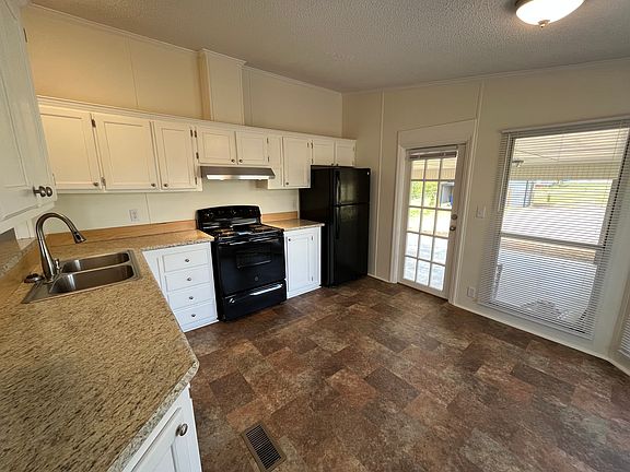 2nd image of 198 Bullins Rd