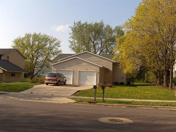 Front Elevation HPIM0766