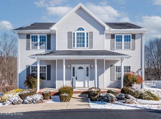 160 Westshore Dr, Campbellsville, KY 42718