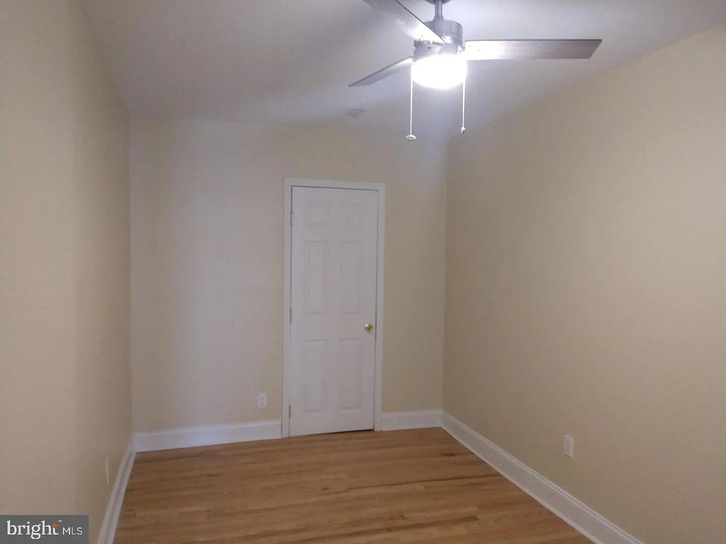 1 bed, 718 sqft, $1,145 — Photo 4