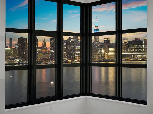 29 Huron Street image 4 of 31