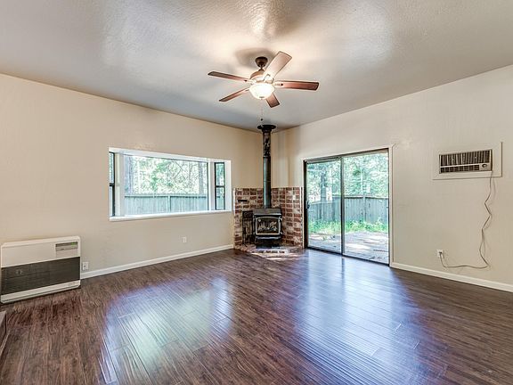 5th image of 2741 Alder Dr
