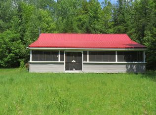 378 Station Rd, Bradford, ME 04410