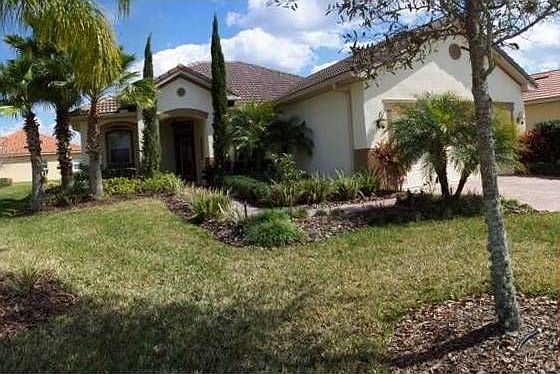 1st image of 549 Shorehaven Dr